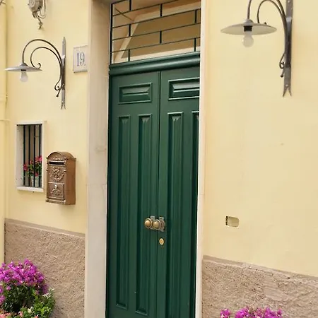 Holiday home Vacanze Romantiche A