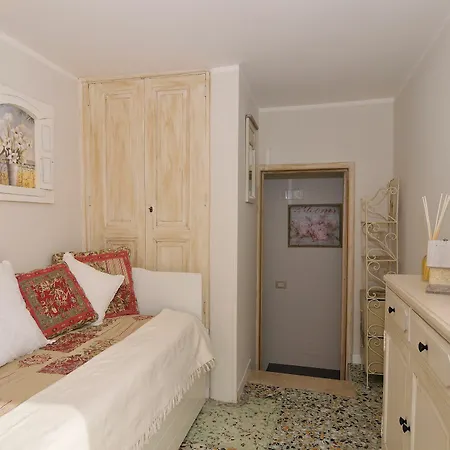 Holiday home Vacanze Romantiche A *