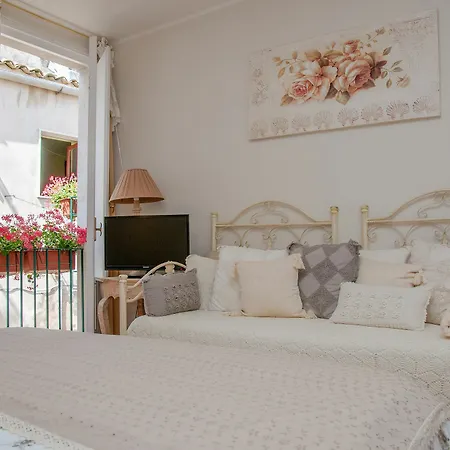 Vacanze Romantiche A Holiday home Modica