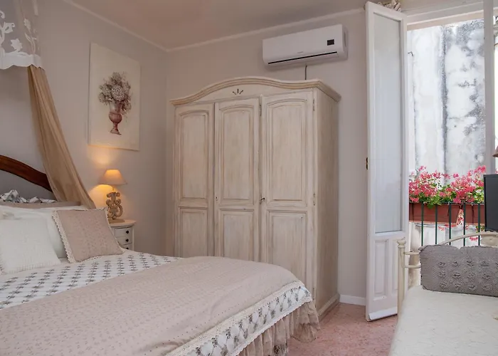 Vacanze Romantiche A 莫迪卡